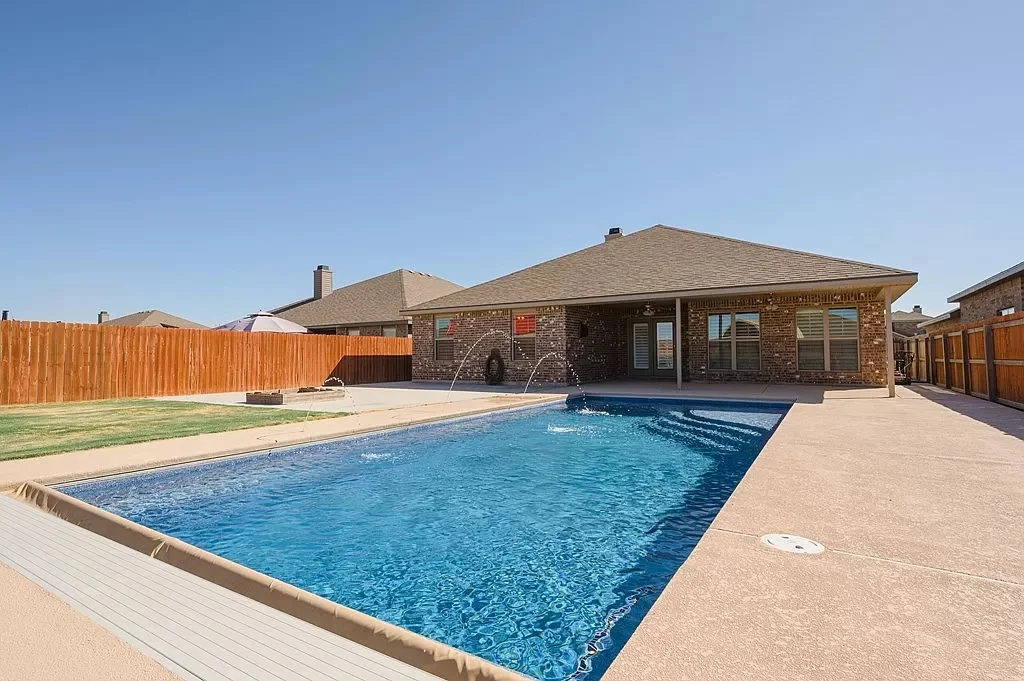 Rectangular Olympia fiberglass pool